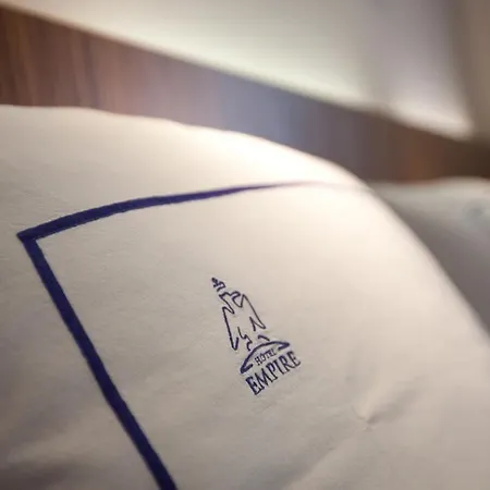 Hotell Empire 3*