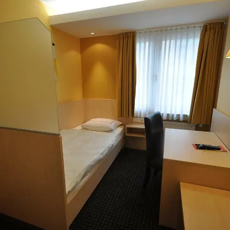 Hotel Empire 3*