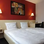 酒店 帝国酒店 3*