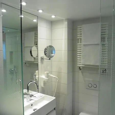 Hotel Empire 3*